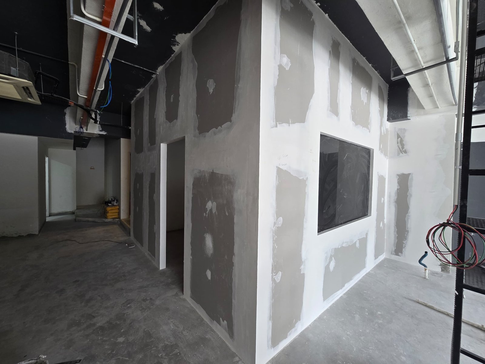 WhatsApp Image 2025-11-01 at 11.10.16 AM